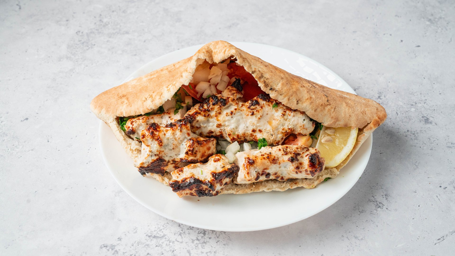 Chicken Souvlaki – authentic Cypriot dish at I Xrisi Smila, Larnaca